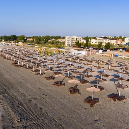 Nautic Luxury Club Hotel Năvodari Kültér fotó